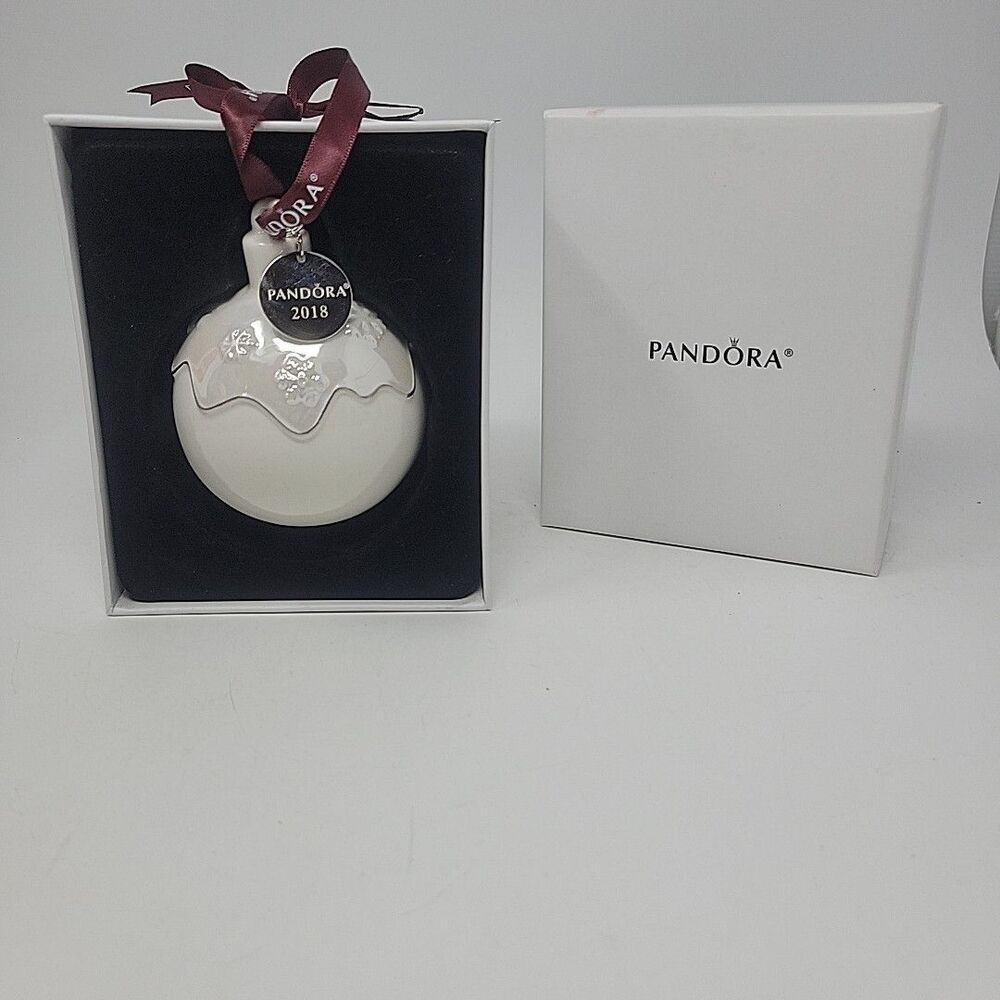 Pandora Limited Edition Ceramic Christmas Ornament Ball w/ Charm + Box 2018